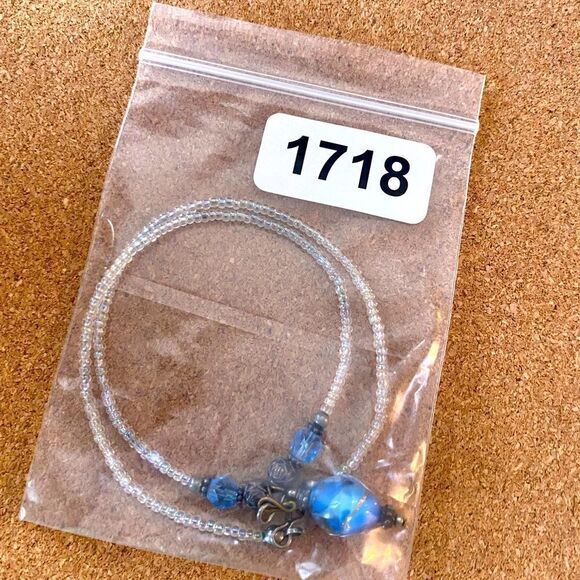 Dainty seed bead choker necklace 90s Y2K style - Picture 5 of 6